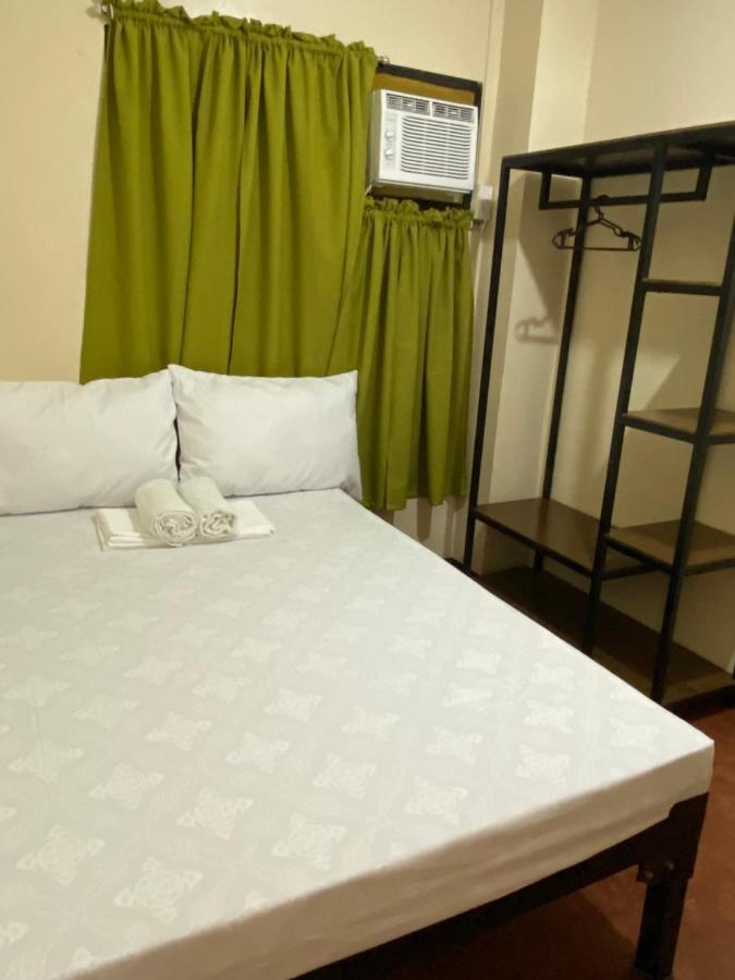 Achievers Dormitory Cebu Stadt Exterior foto